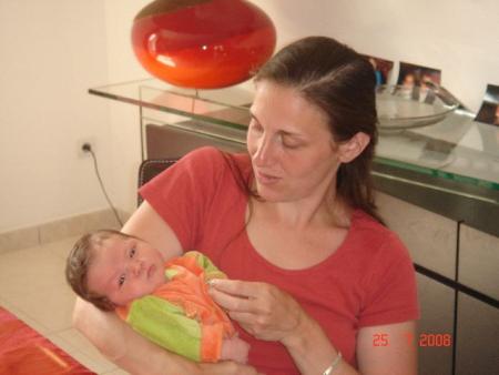 Encore dans les bras !