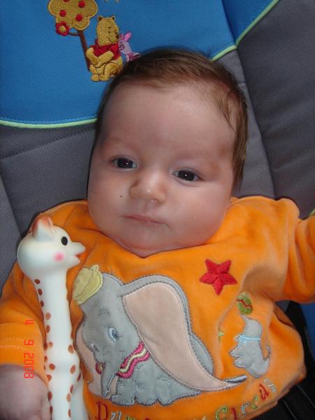 avec Sophie  la girafe 